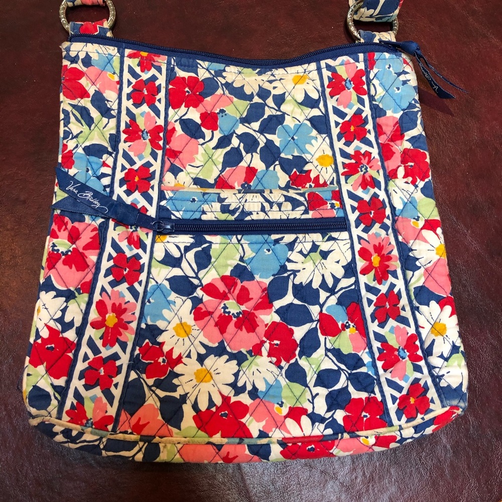 Vera Bradley Crossbody Purse! 👜